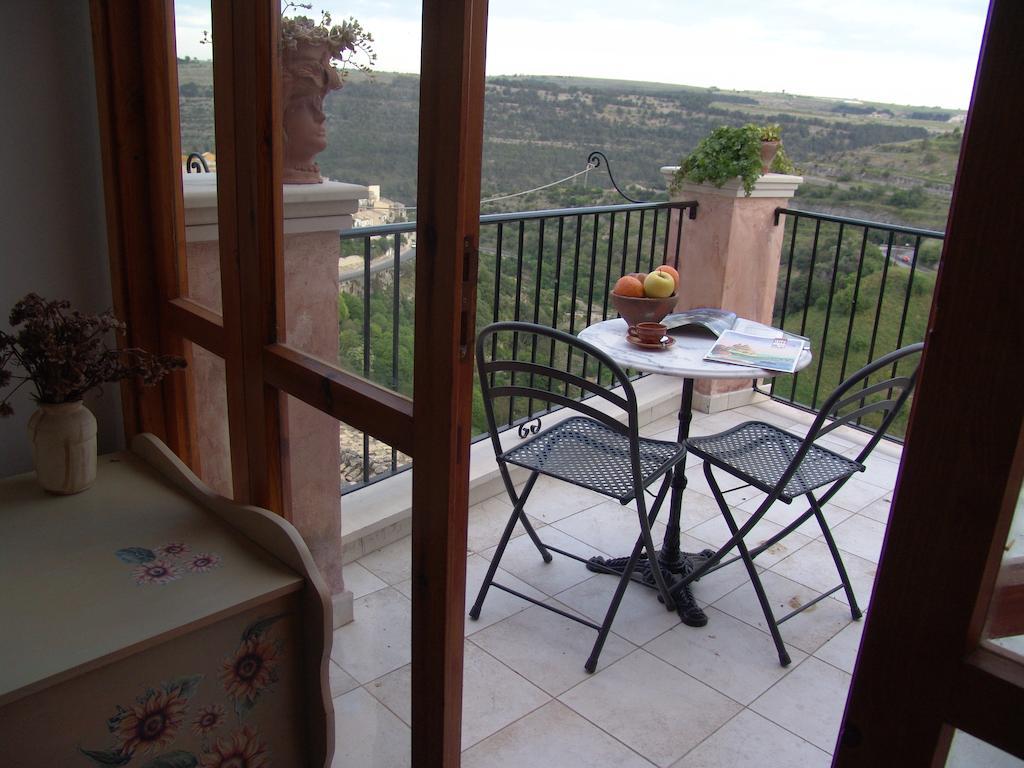 Ibla Vacanze Ragusa Buitenkant foto